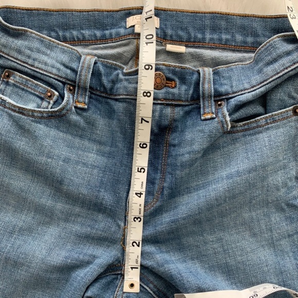 Light Wash J.Crew Jeans in Size 27 - Picture 6 of 9